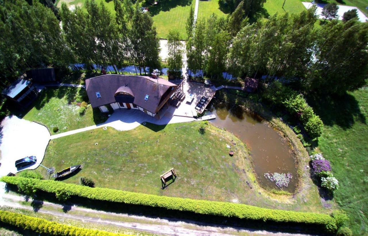Piejuras Nams Hotel Kesterciems Exterior photo
